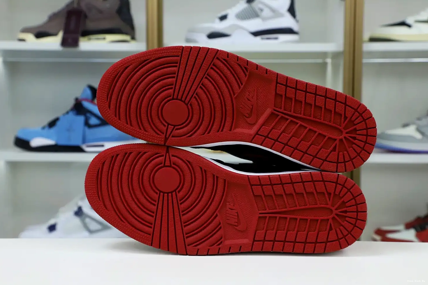 HIGH 'BRED' JORDAN Kimikick 1 OG AIR RETRO 0704